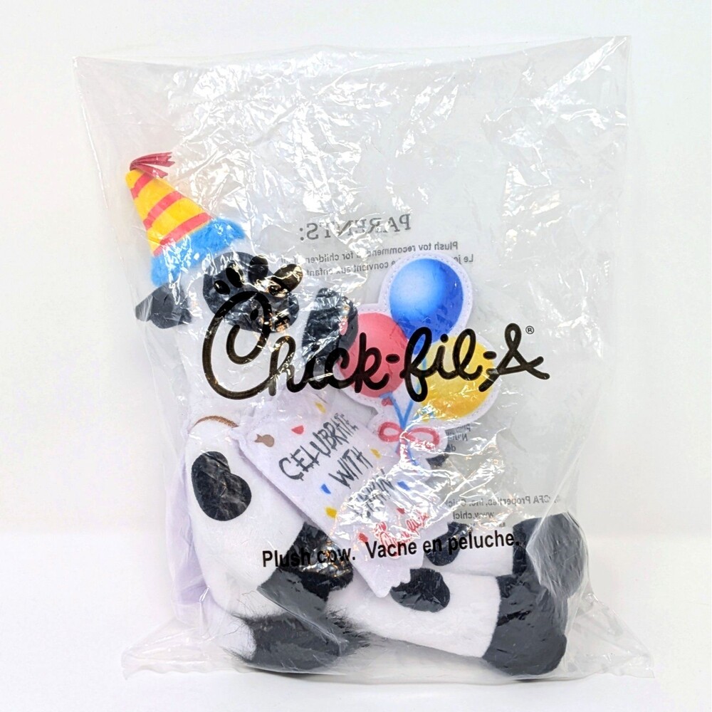 Chick-fil-A Birthday CELUBRATE WITH CHIKIN Cow Plush 10" 2019 | NEW IN PACKAGE!